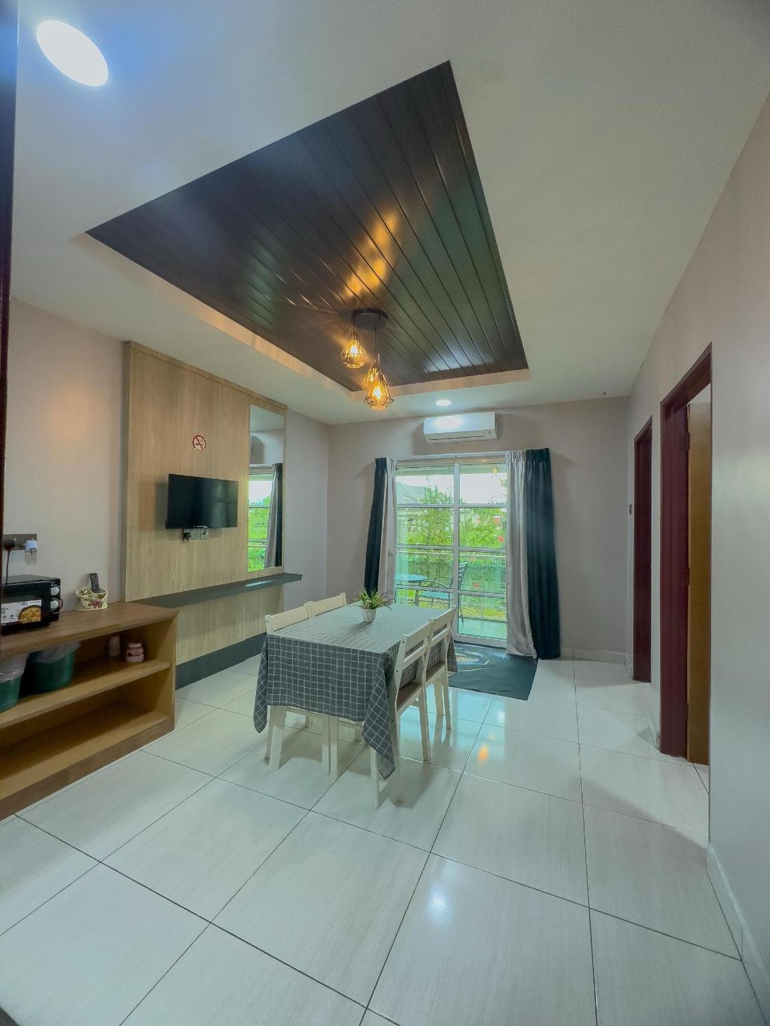 Grand Village Inn Pantai Cenang  Exterior photo